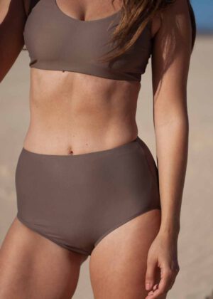SUSLET_0004_INASKA Nachhaltiger Bikini PURE Sand_9381