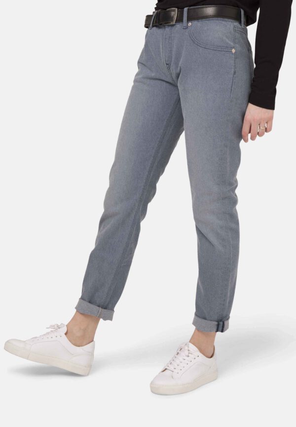 Woman-Vegan-jeans-fave-straight-O3-blue-halffront