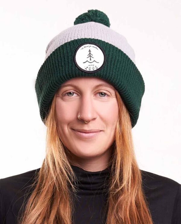 SUSLET _0006_bleed-clothing-2397-bleed-clothing--bommel-beanie-green-grey-studio-01.jpg